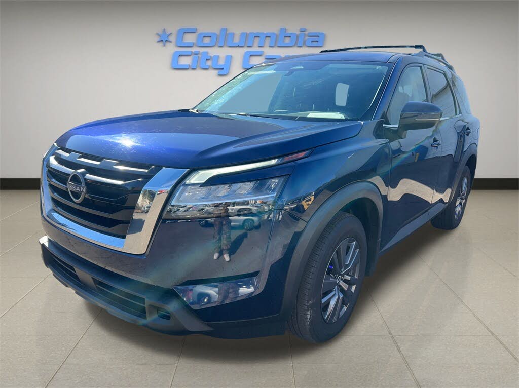 2022 Nissan Pathfinder SV FWD