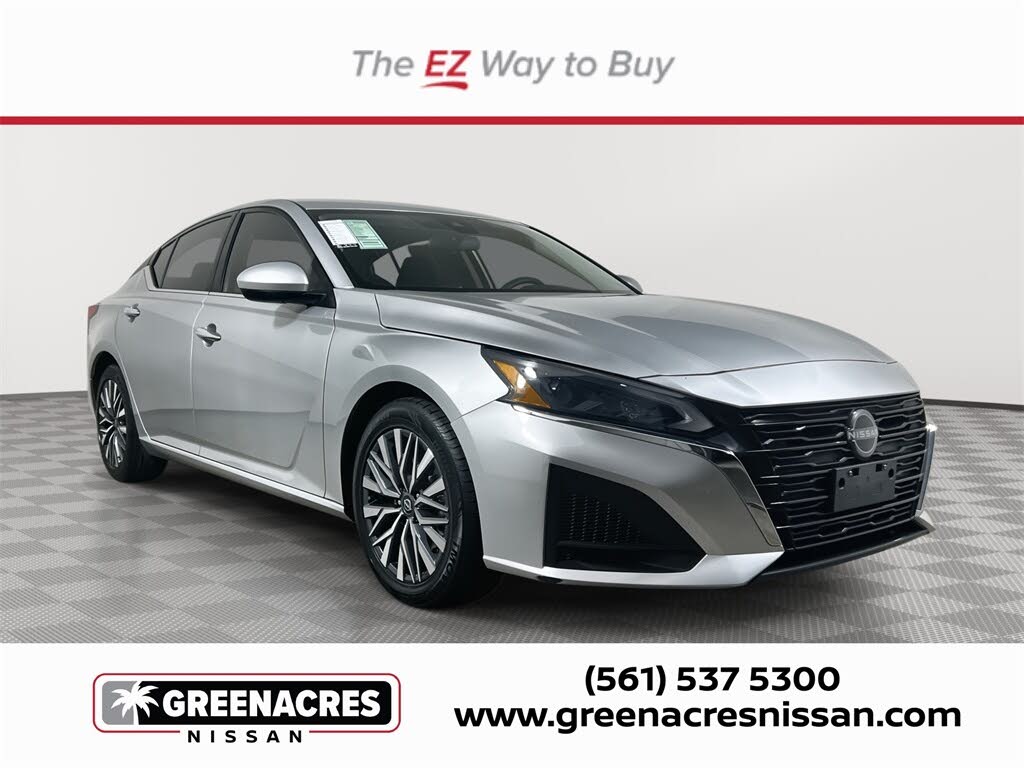 2023 Nissan Altima 2.5 SV FWD