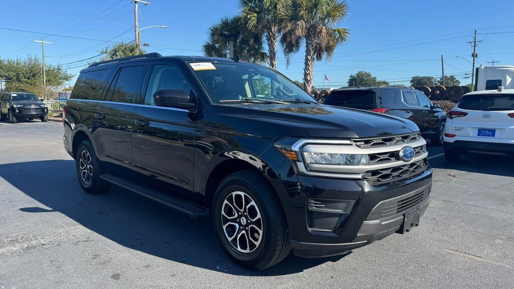2024 Ford Expedition MAX XLT RWD