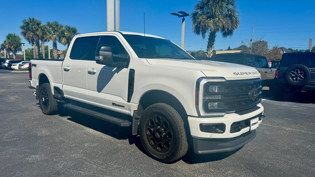 2024 Ford F-250 Super Duty Lariat Crew Cab 4WD