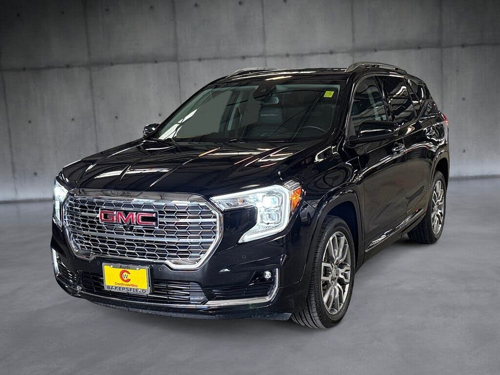 2024 GMC Terrain Denali AWD