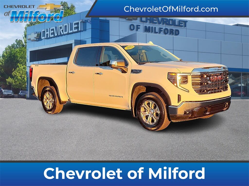 2025 GMC Sierra 1500 SLT Crew Cab 4WD