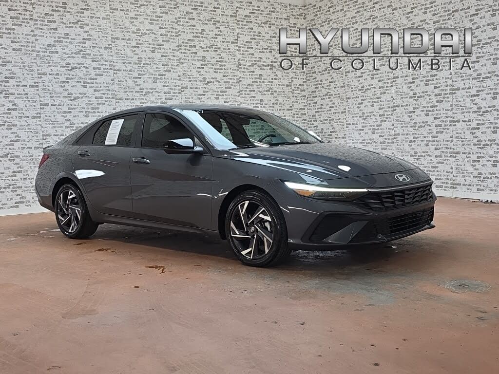 2025 Hyundai Elantra SEL Sport FWD