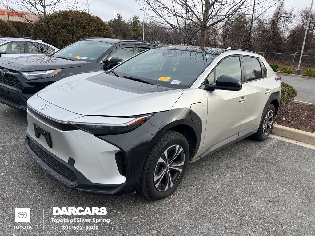 2025 Toyota bZ4X XLE FWD