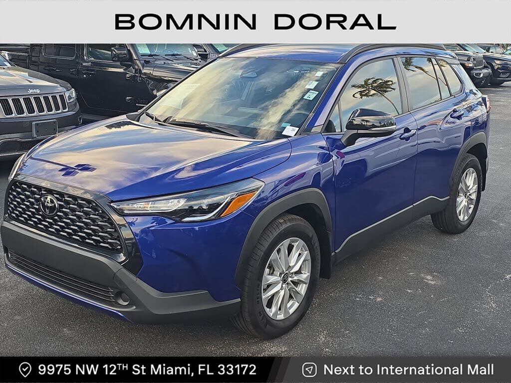 2025 Toyota Corolla Cross LE FWD