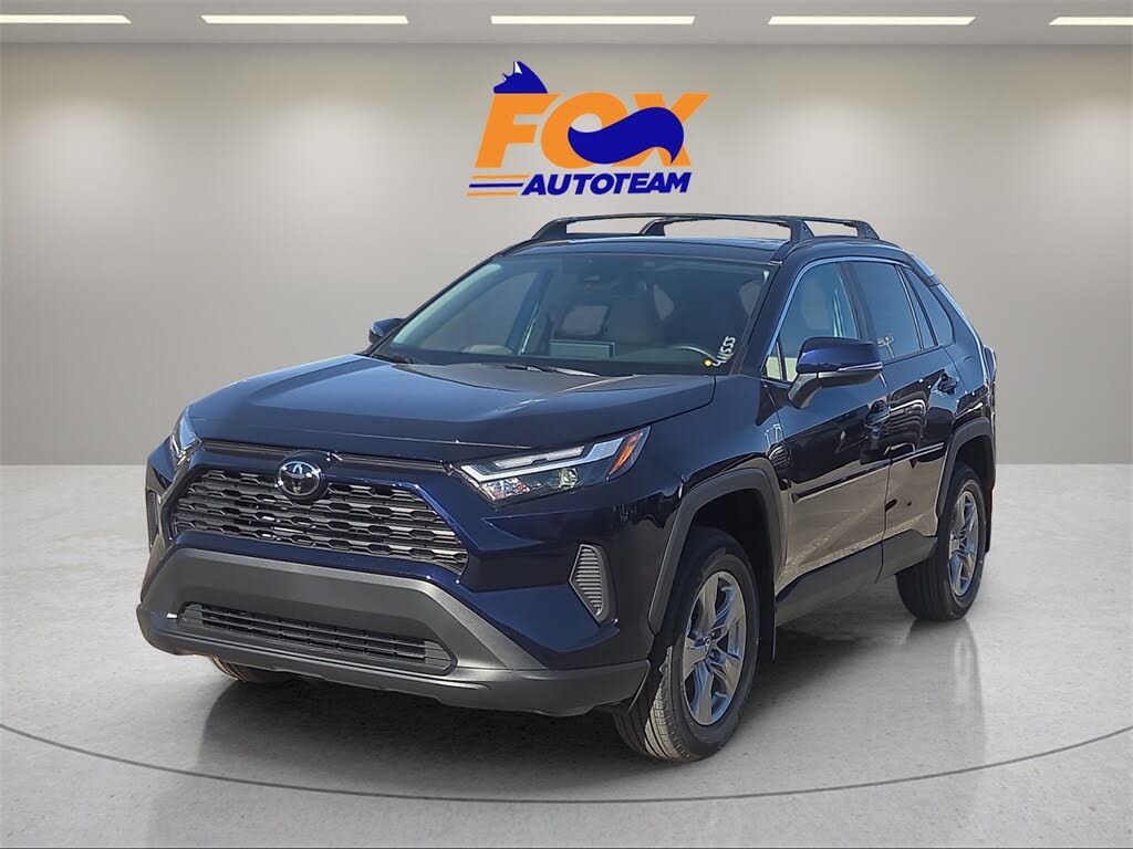 2025 Toyota RAV4 XLE FWD