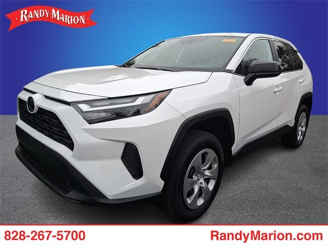 2025 Toyota RAV4 LE FWD