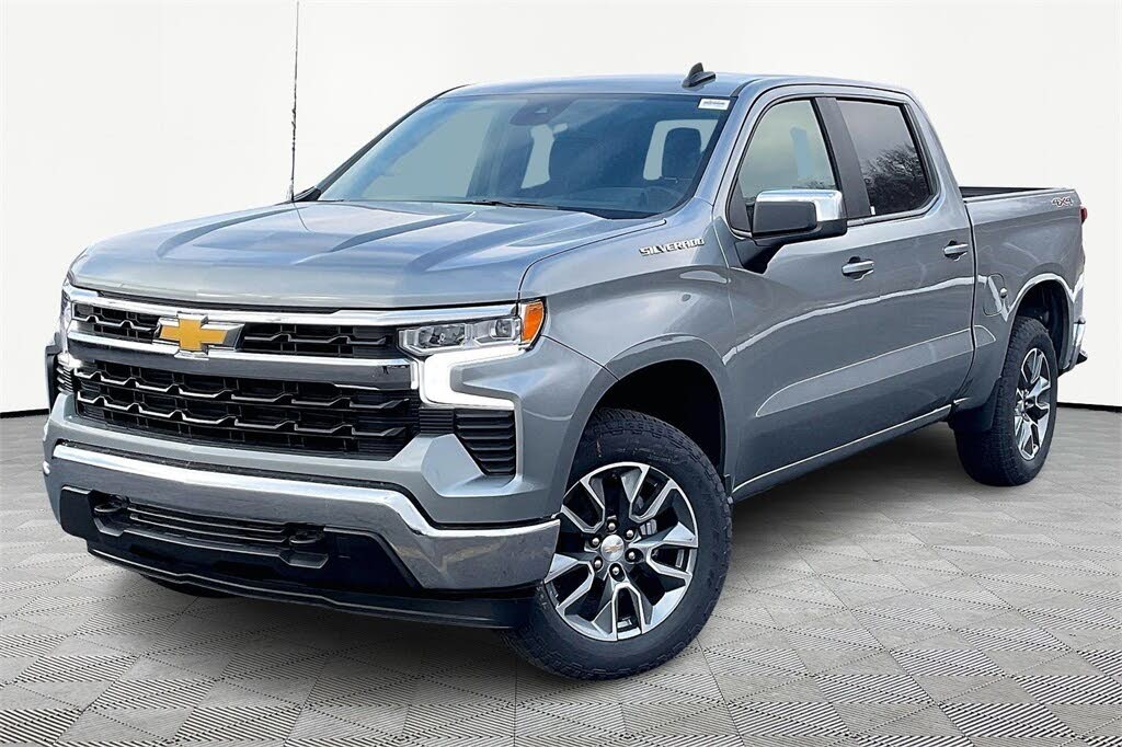 2026 Chevrolet Silverado 1500 LT Crew Cab 4WD