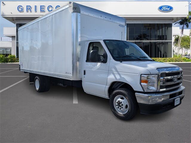 2026 Ford E-Series Chassis E-350 SD Cutaway 138 RWD