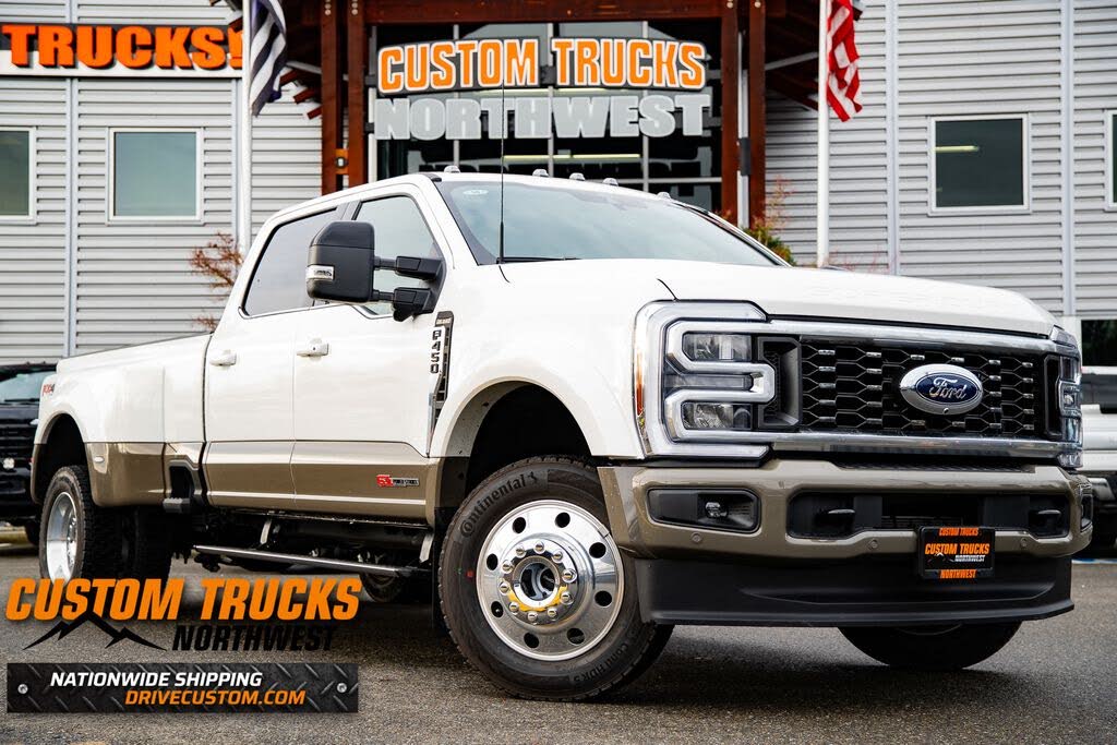 2026 Ford F-450 Super Duty King Ranch Crew Cab LB DRW 4WD