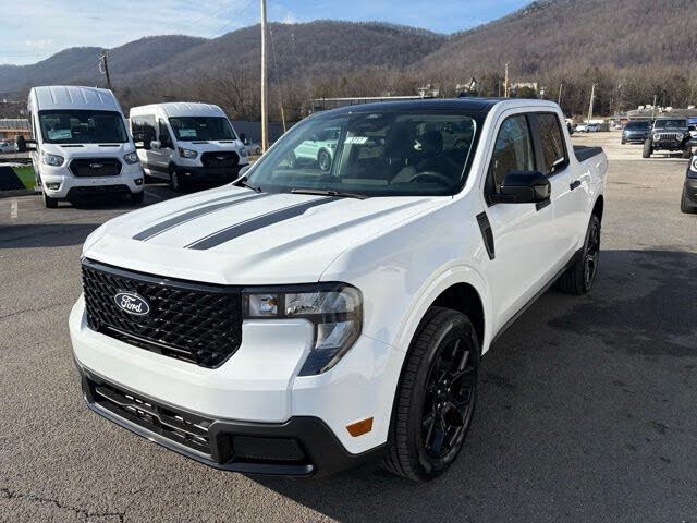 2026 Ford Maverick XLT SuperCrew AWD