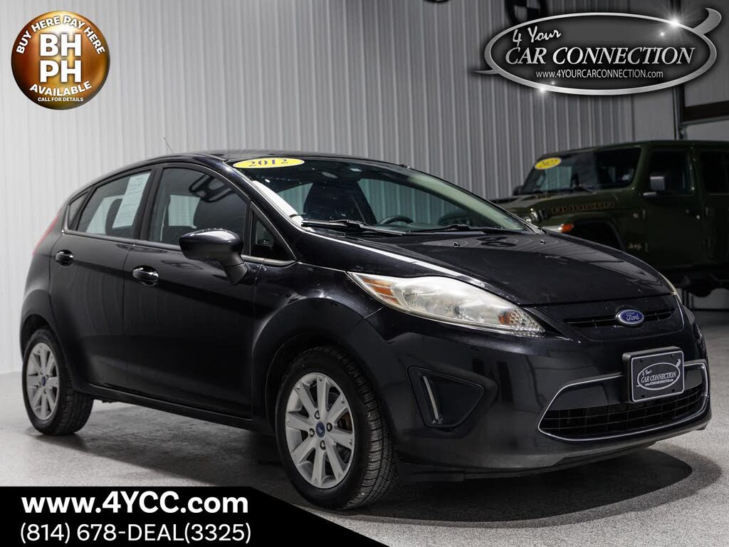 2012 Ford Fiesta SE Hatchback