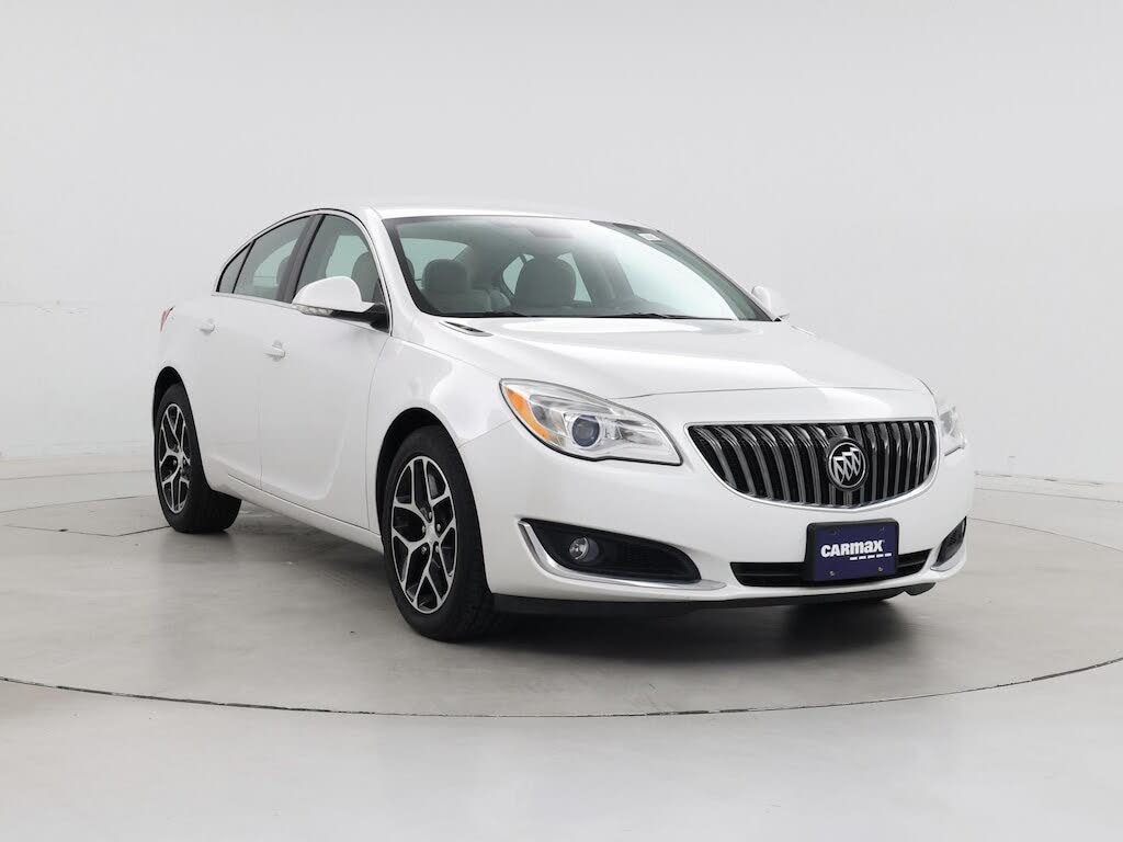 2017 Buick Regal Sport Touring Sedan FWD