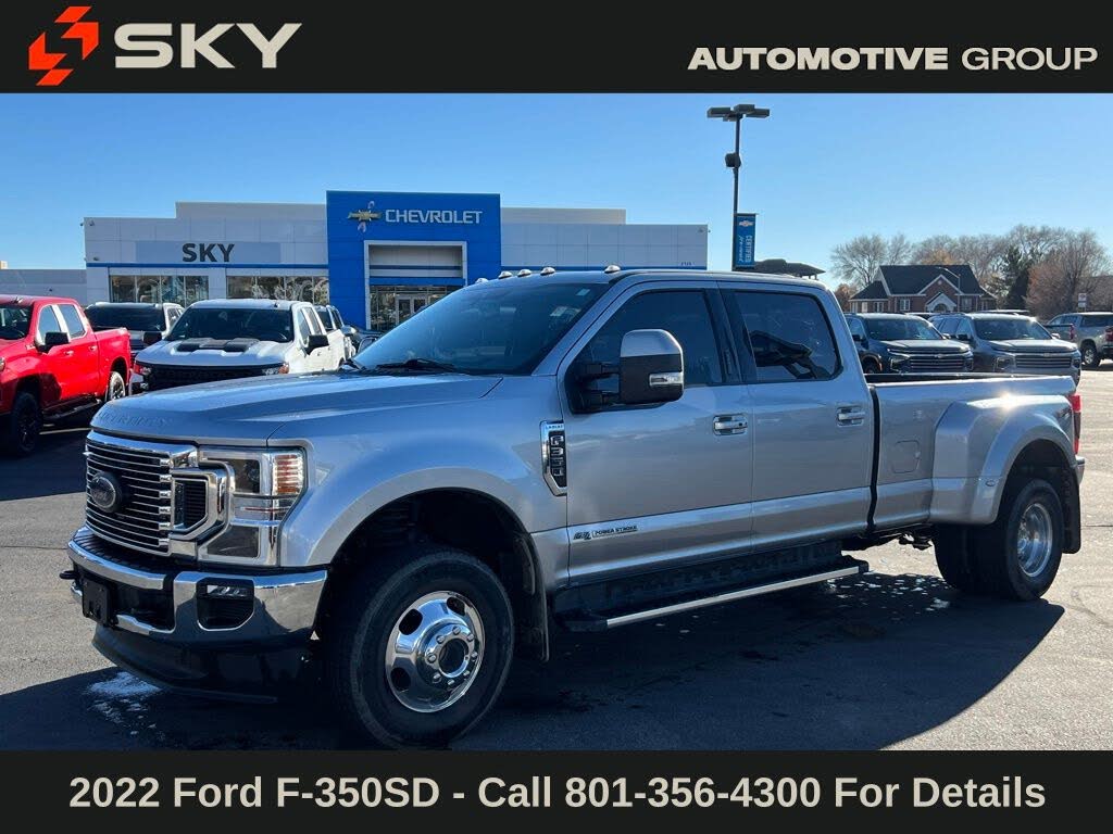 2022 Ford F-350 Super Duty Lariat Crew Cab LB DRW 4WD