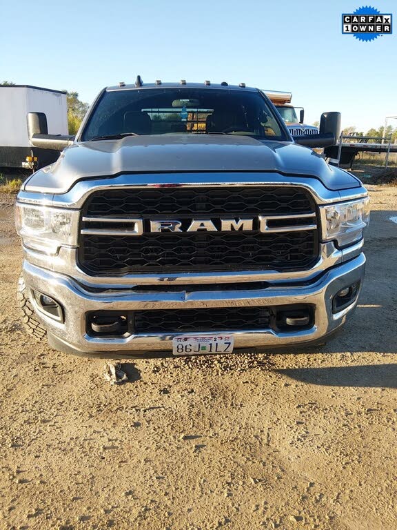 2022 RAM 3500 Chassis Tradesman Crew Cab DRW 4WD