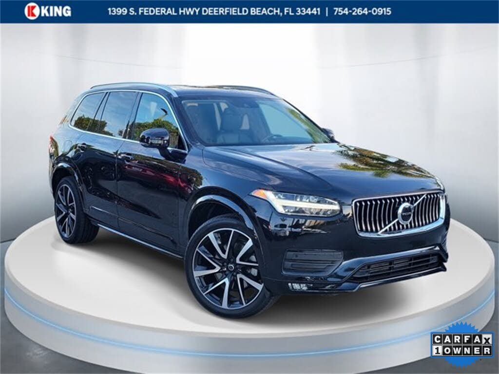 2022 Volvo XC90 T6 Momentum 7-Passenger AWD