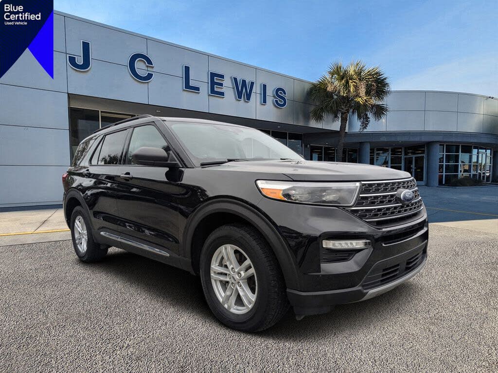 2023 Ford Explorer XLT AWD