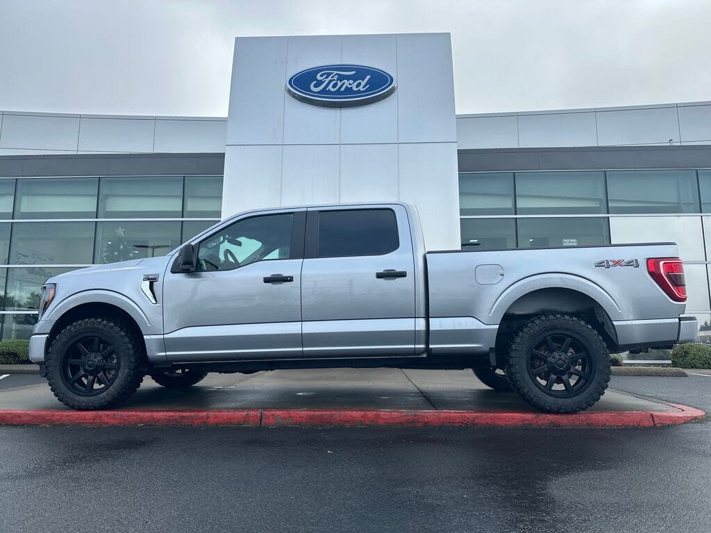 2023 Ford F-150 XLT SuperCrew 4WD