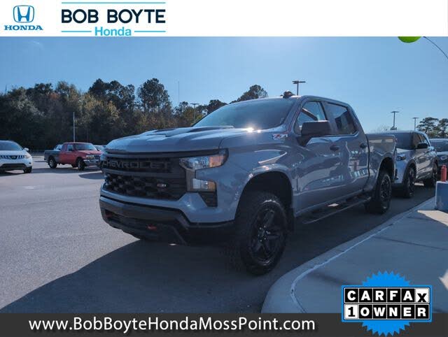 2024 Chevrolet Silverado 1500 Custom Trail Boss Crew Cab 4WD