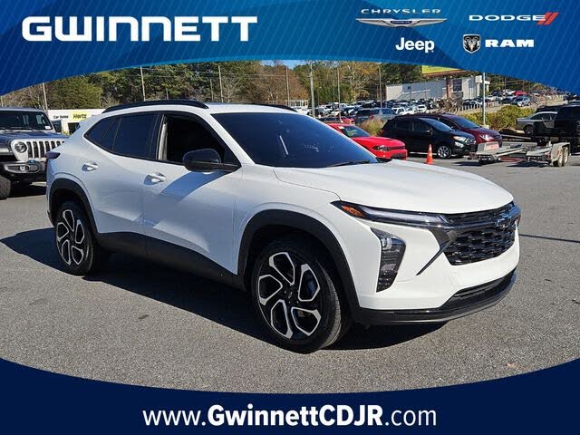 2025 Chevrolet Trax RS with 2RS FWD