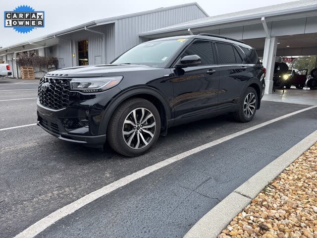 2025 Ford Explorer ST-Line RWD
