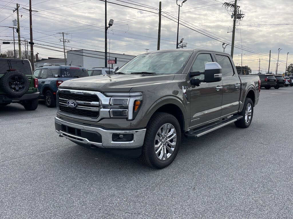 2025 Ford F-150 Lariat SuperCrew 4WD