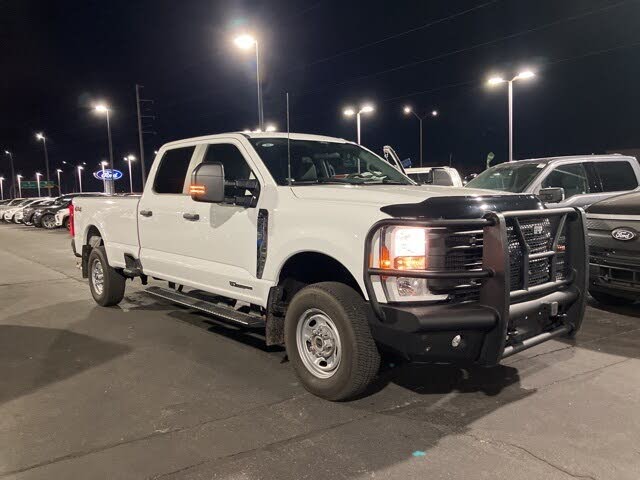2025 Ford F-250 Super Duty XL Crew Cab 4WD