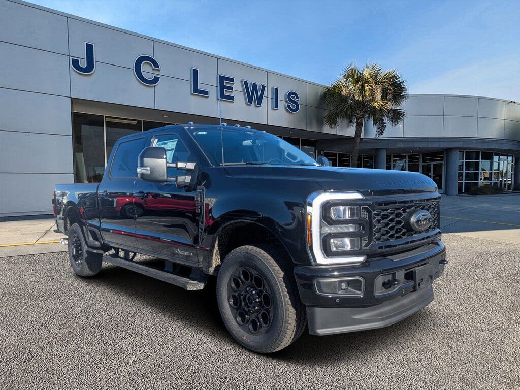 2026 Ford F-250 Super Duty Lariat Crew Cab 4WD