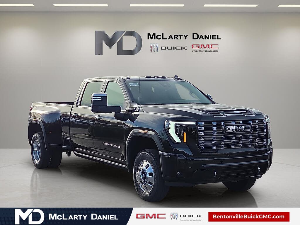 2026 GMC Sierra 3500HD Denali Ultimate Crew Cab 4WD