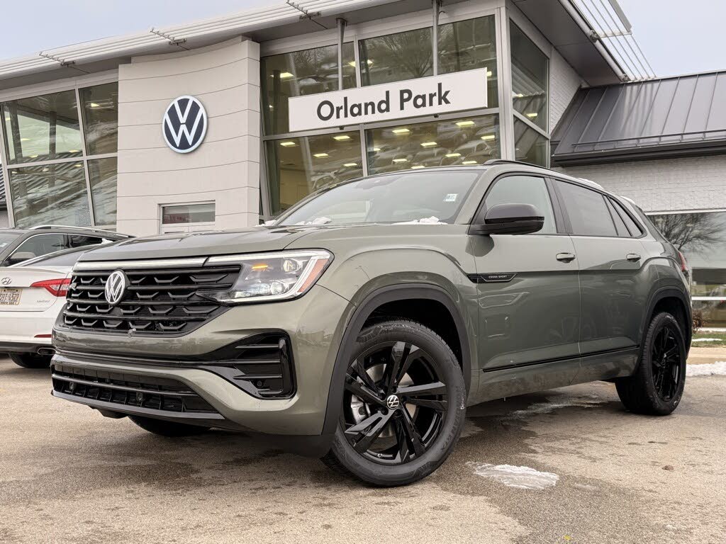 2026 Volkswagen Atlas Cross Sport SEL R-Line Black 4Motion