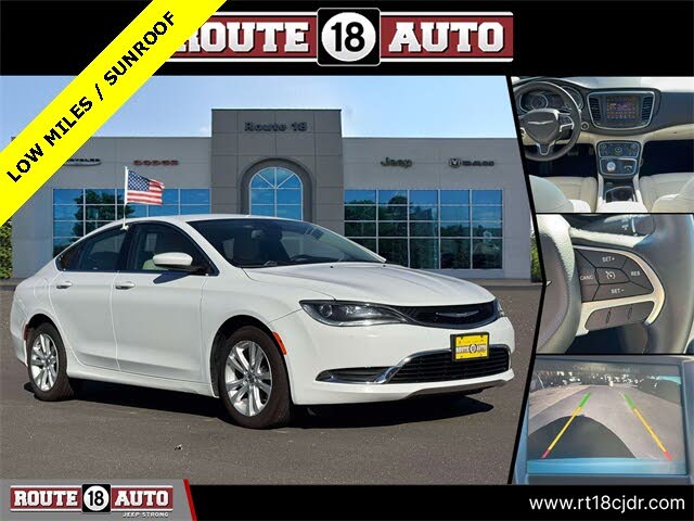 2016 Chrysler 200 Limited Sedan FWD
