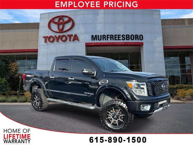 2017 Nissan Titan PRO-4X Crew Cab 4WD