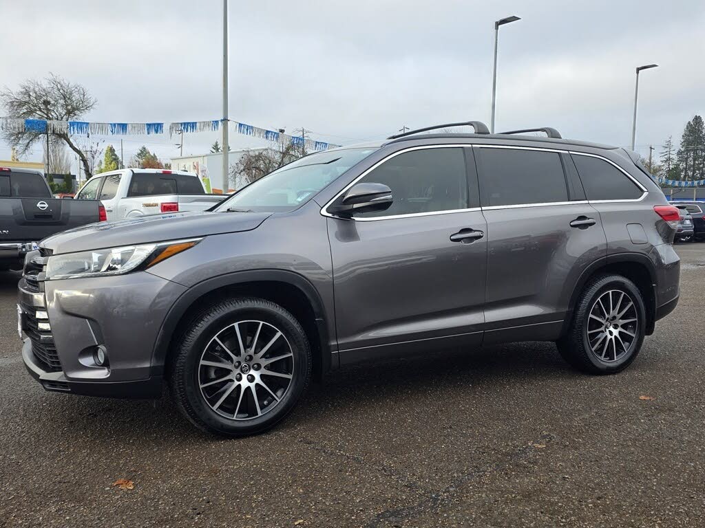 2018 Toyota Highlander SE