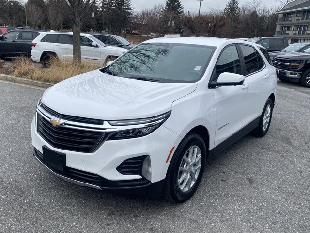 2022 Chevrolet Equinox LT FWD with 1LT
