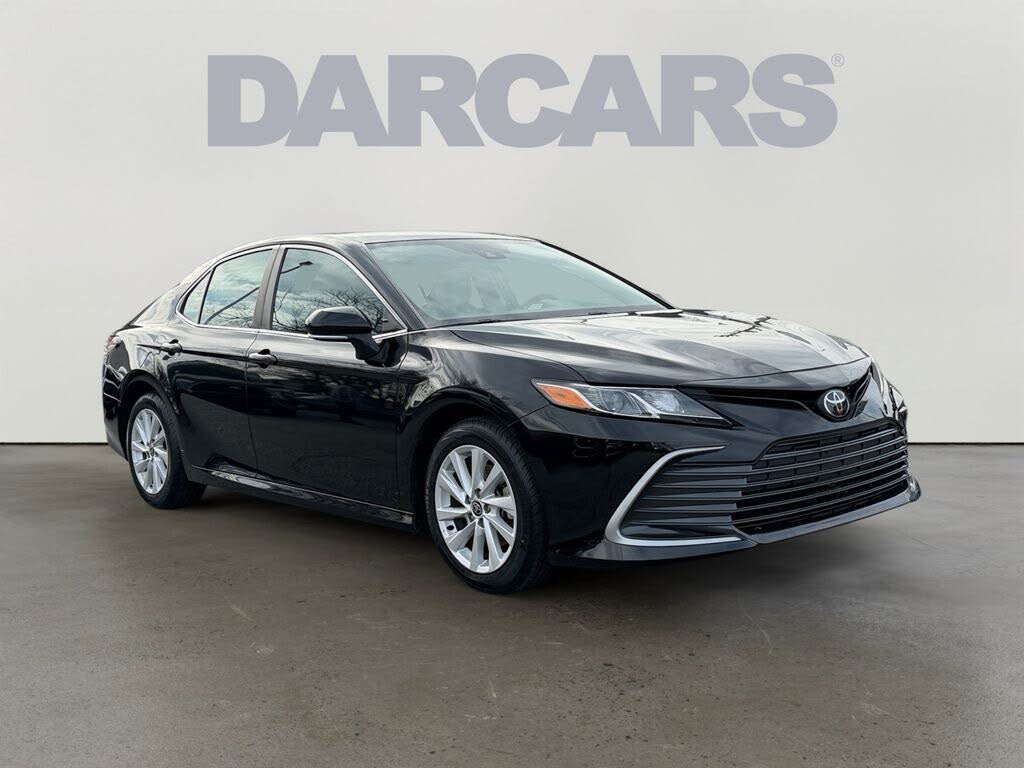 2022 Toyota Camry LE FWD