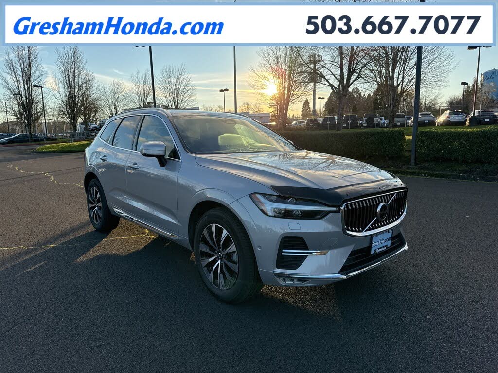 2023 Volvo XC60 B5 Plus Bright Theme AWD