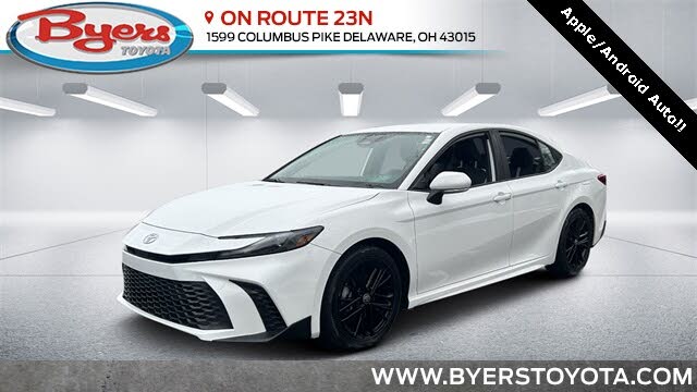 2025 Toyota Camry SE FWD