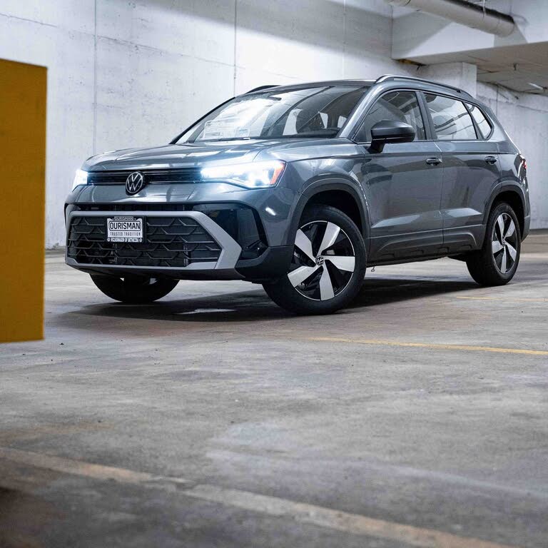 2026 Volkswagen Taos S 4Motion
