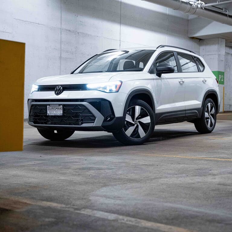2026 Volkswagen Taos S 4Motion