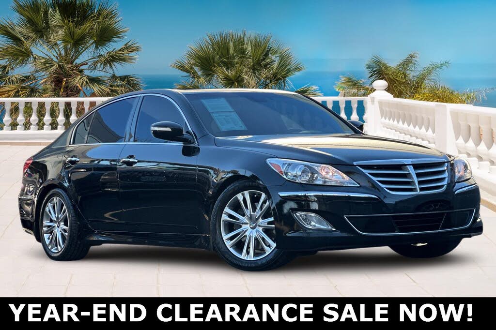 2012 Hyundai Genesis 3.8 RWD