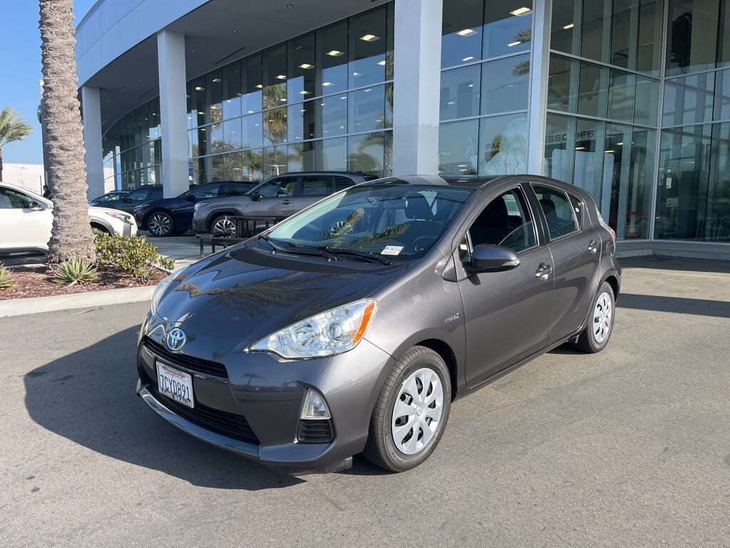 2013 Toyota Prius c