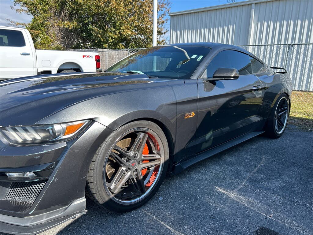 2017 Ford Mustang GT Coupe RWD