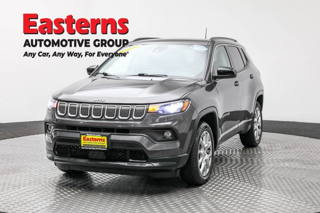2022 Jeep Compass Latitude Lux 4WD