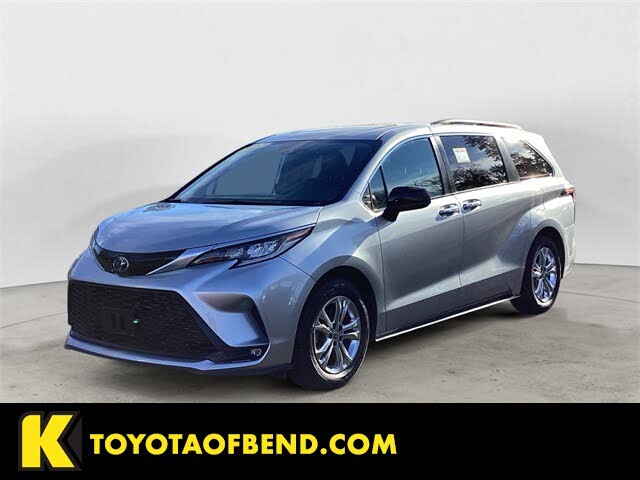 2022 Toyota Sienna XSE 7-Passenger AWD