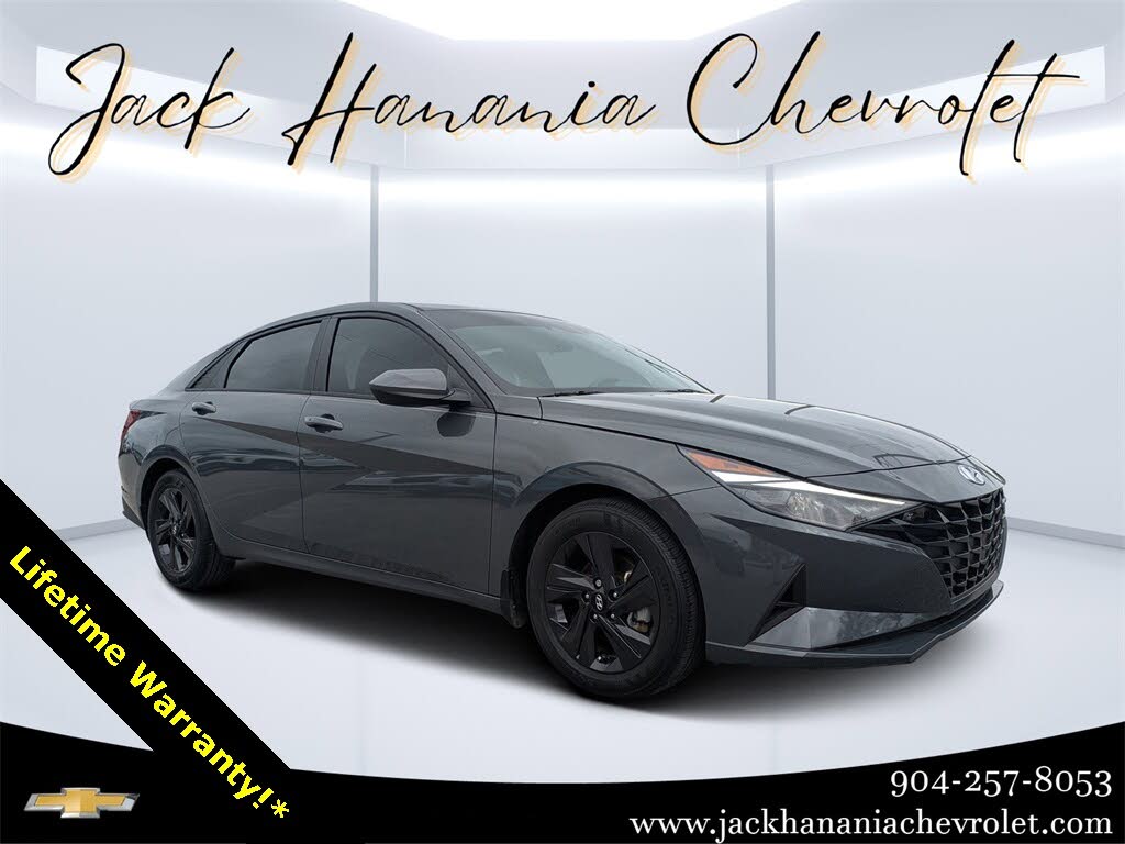 2023 Hyundai Elantra SEL FWD