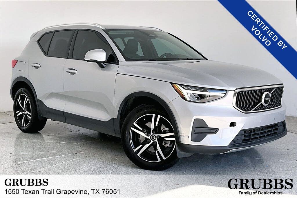 2023 Volvo XC40 B5 Core AWD