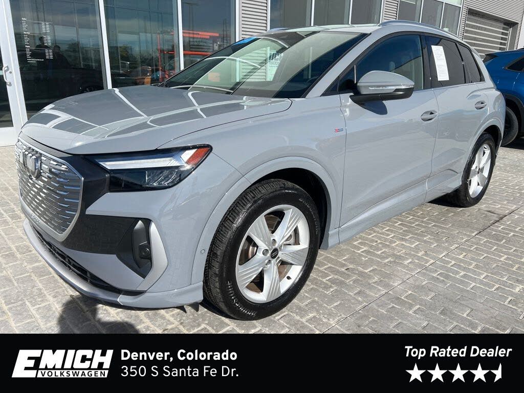 2024 Audi Q4 e-tron quattro Premium Plus 55