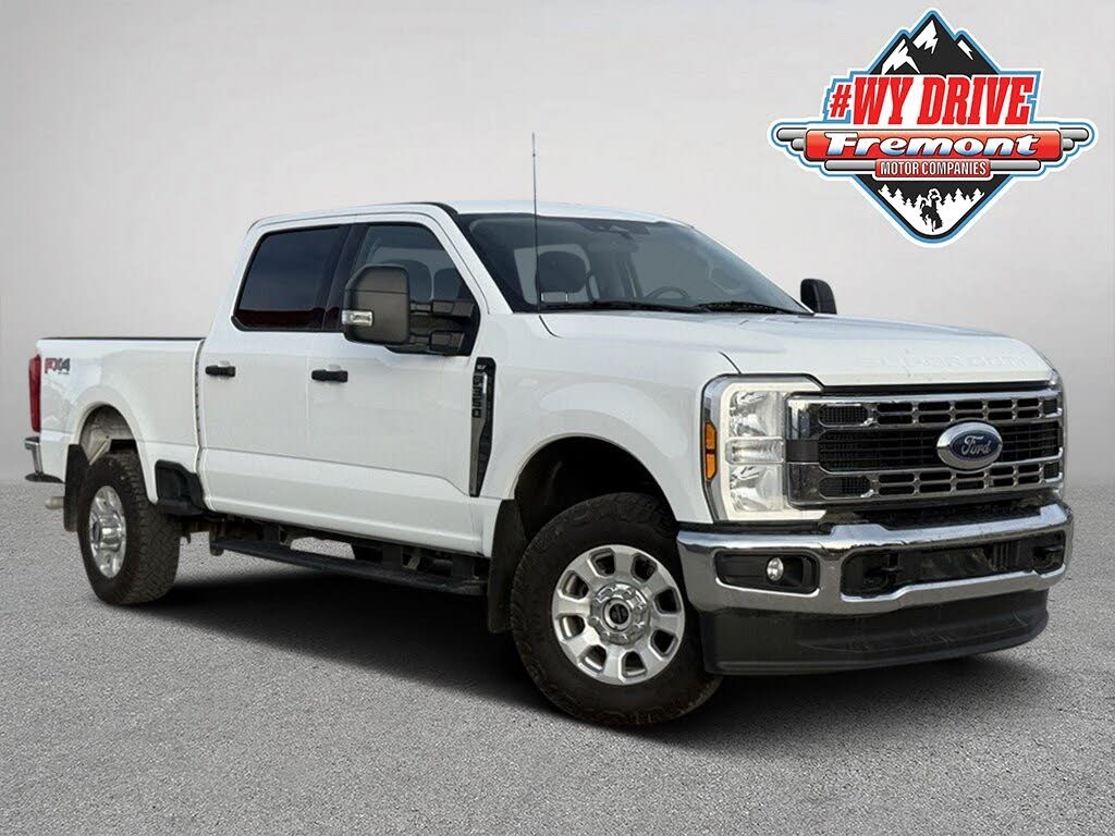 2024 Ford F-350 Super Duty XLT Crew Cab 4WD