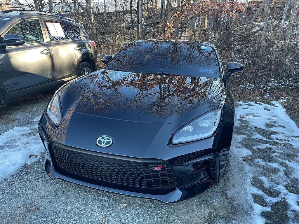 2024 Toyota GR86 Premium RWD