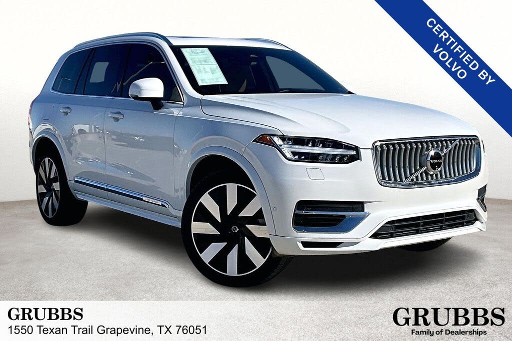 2024 Volvo XC90 Recharge T8 Ultimate Bright Theme 7-Passenger eAWD